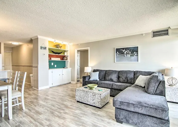 Balcony + Perks: Beachfront Ocean Gem *